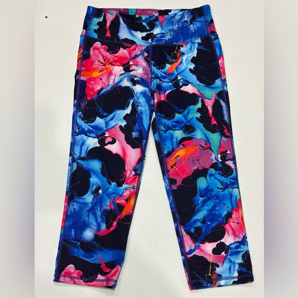 Athleta High Rise Superimpose Chaturanga Capri Leggings Watercolors, Woman’s Med